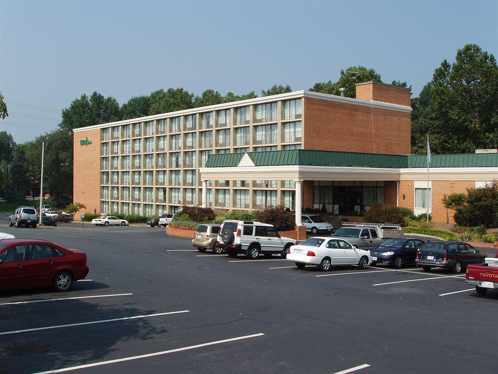 Holiday Inn University Area Charlottesville, An Ihg Hotel Exterior photo